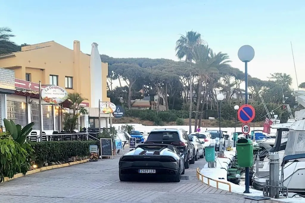 Dom wakacyjny Willa Casita Junto Al Mar En El Puerto De Cabopino Marbella