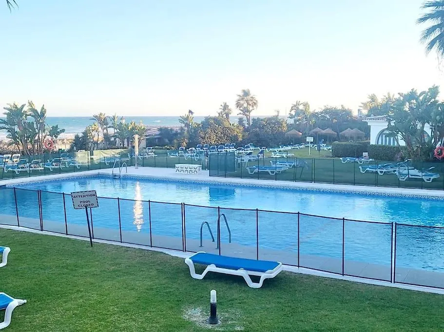 Dom wakacyjny Willa Casita Junto Al Mar En El Puerto De Cabopino Marbella Hiszpania
